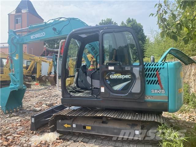 Kobelco SK 75 Bageri guseničari