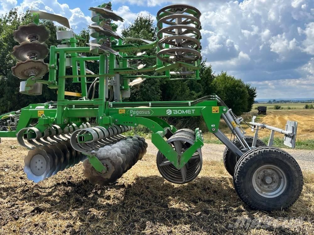 Bomet Pegasus 4 Tanjirače