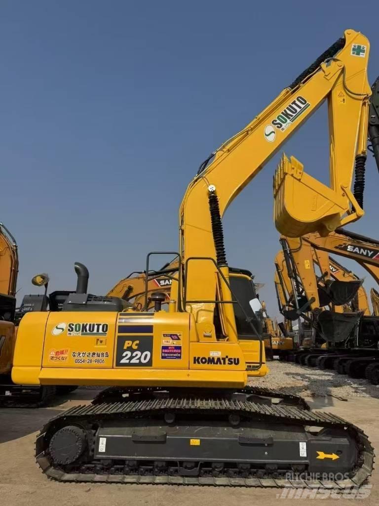 Komatsu 220-8 Bageri guseničari
