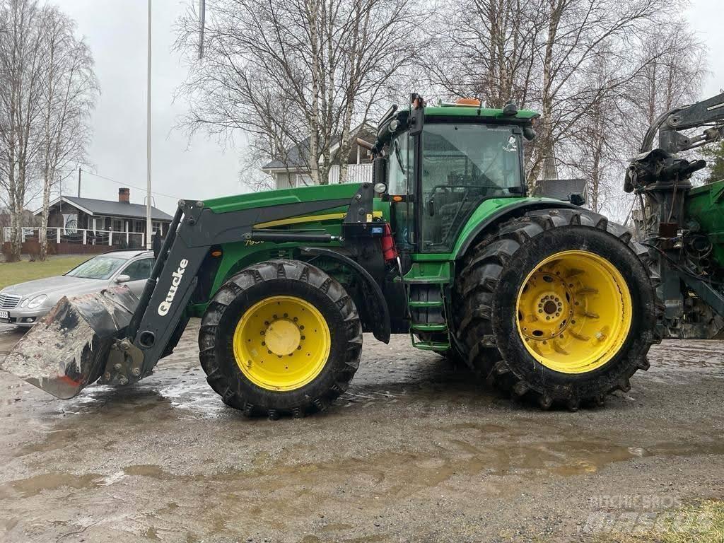 John Deere 7930 Traktori