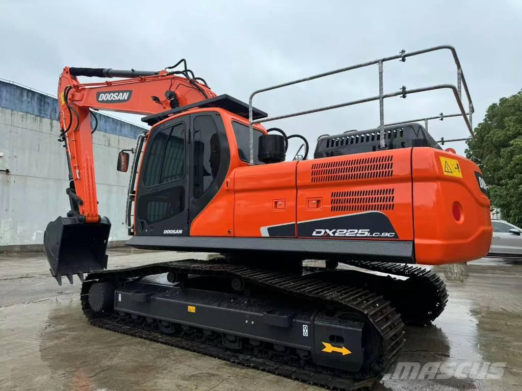 Doosan DX 225 LC-9C Bageri guseničari