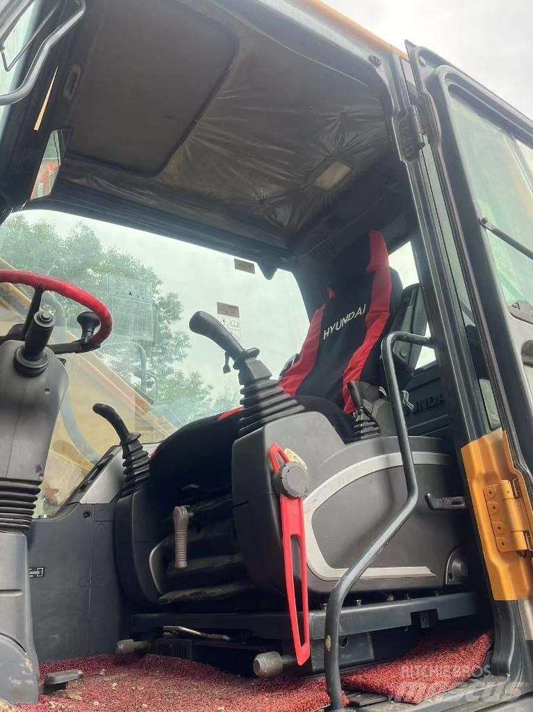 Hyundai R210W-9 Bageri točkaši