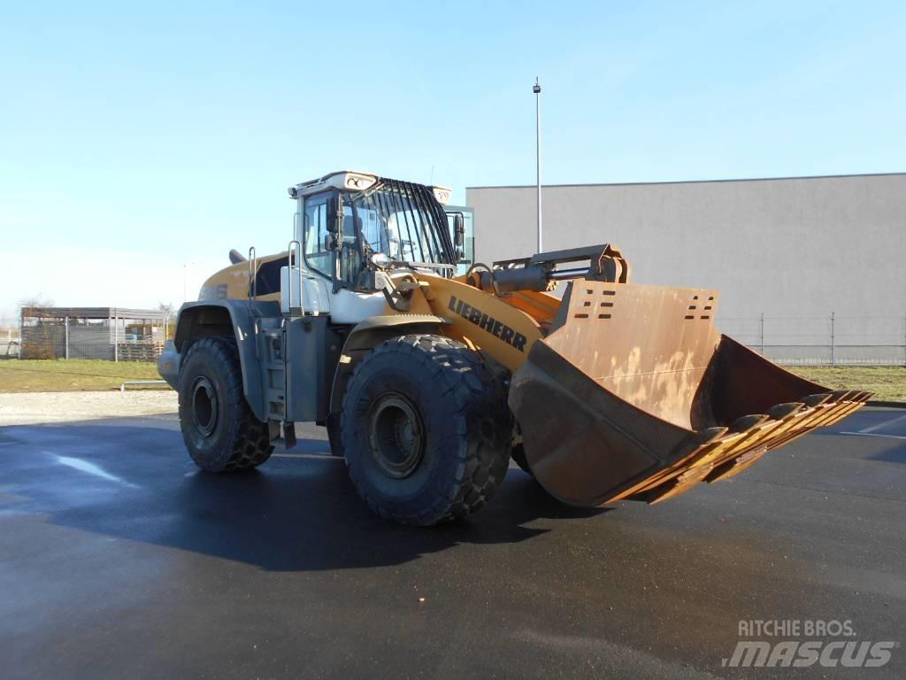 Liebherr L 586 Utovarivači na točkove