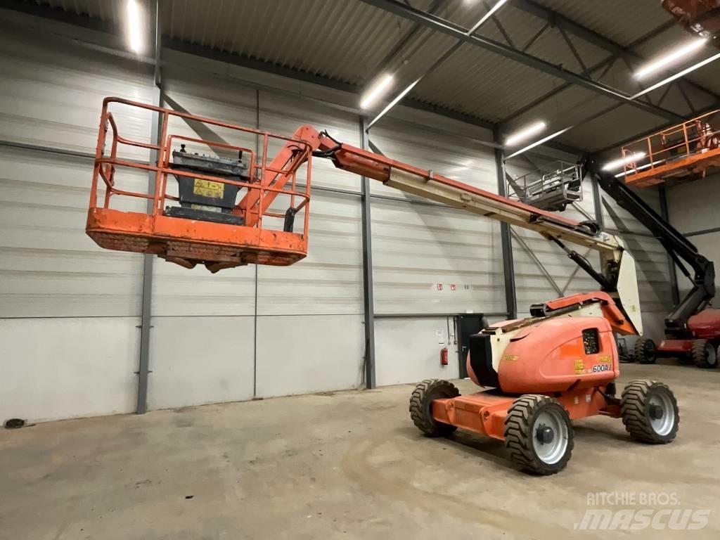 JLG 600 AJ Zglobne podizne platforme