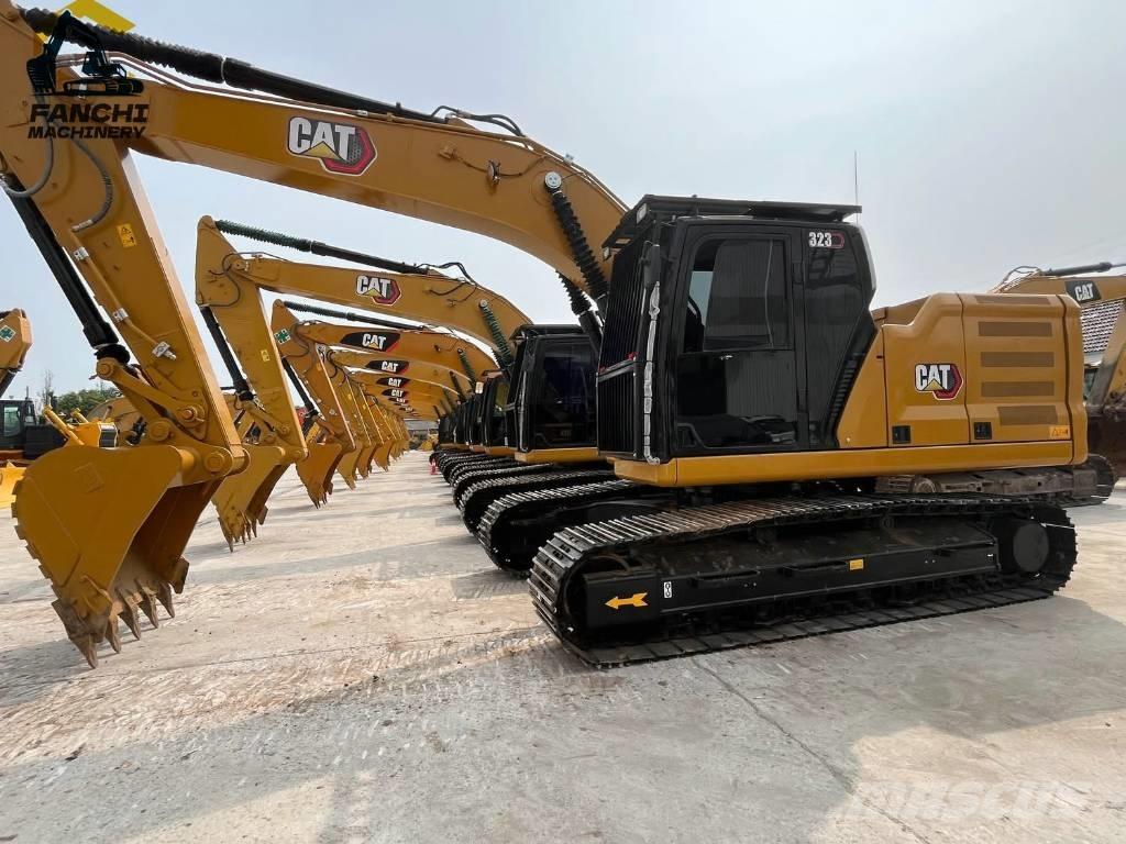 CAT 323 Bageri guseničari