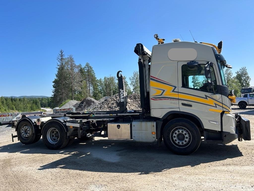 Volvo FMX 540 Rol kiper kamioni sa kukom za podizanje tereta