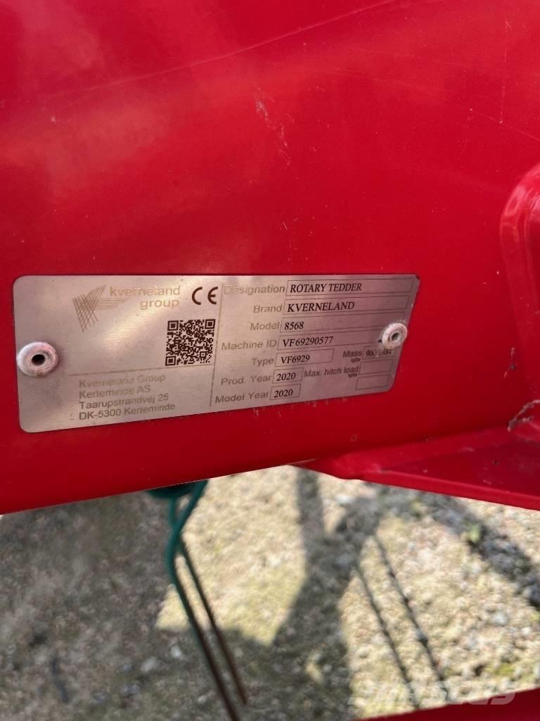 Kverneland 8568 Okretači i sakupljači sena