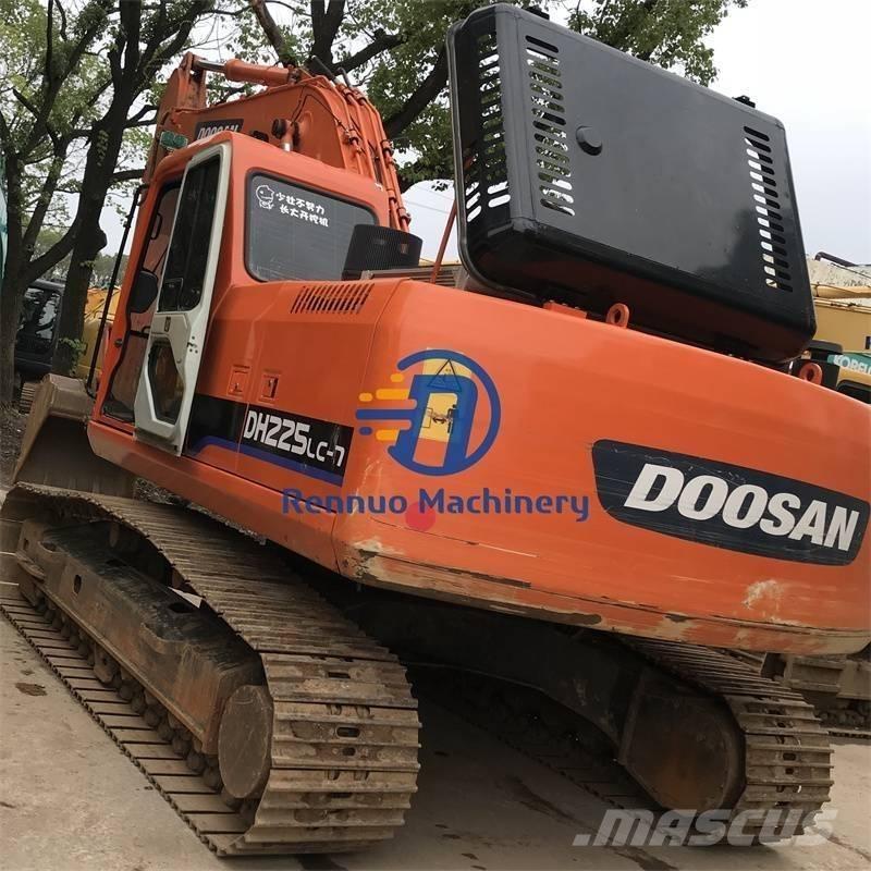 Doosan DH225LC-7 Bageri guseničari