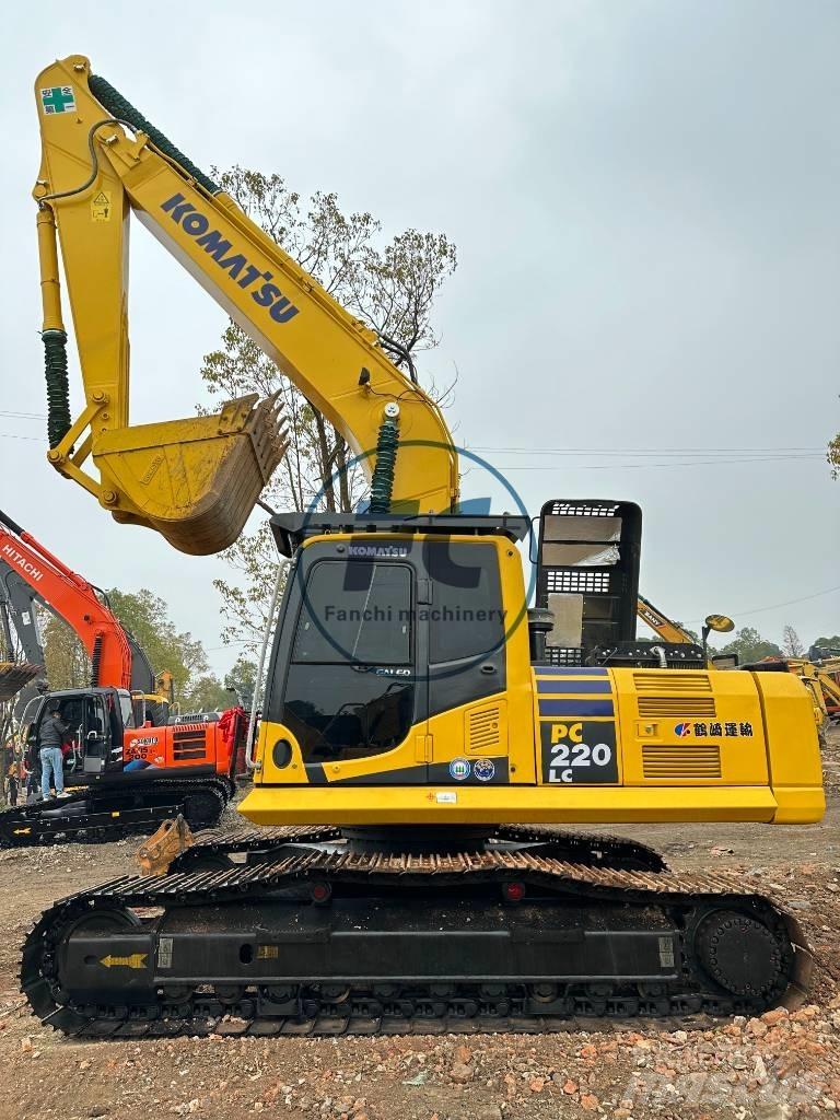 Komatsu PC 220 LC Bageri guseničari