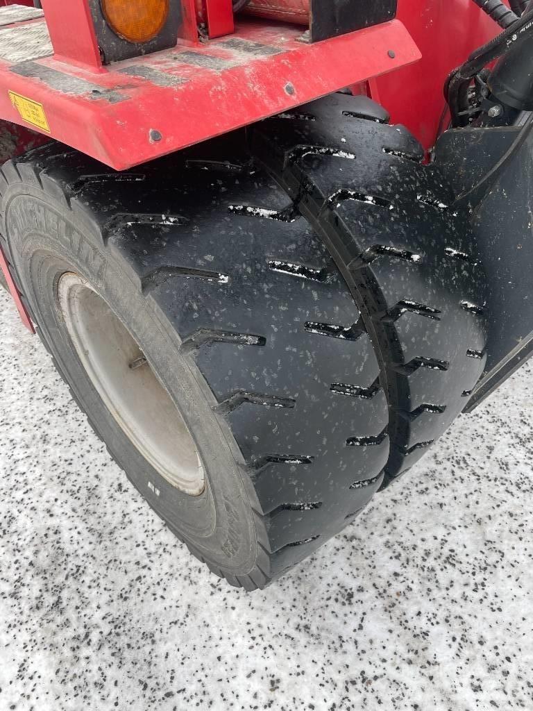 Kalmar DCG120-6 Dizelski viljuškari
