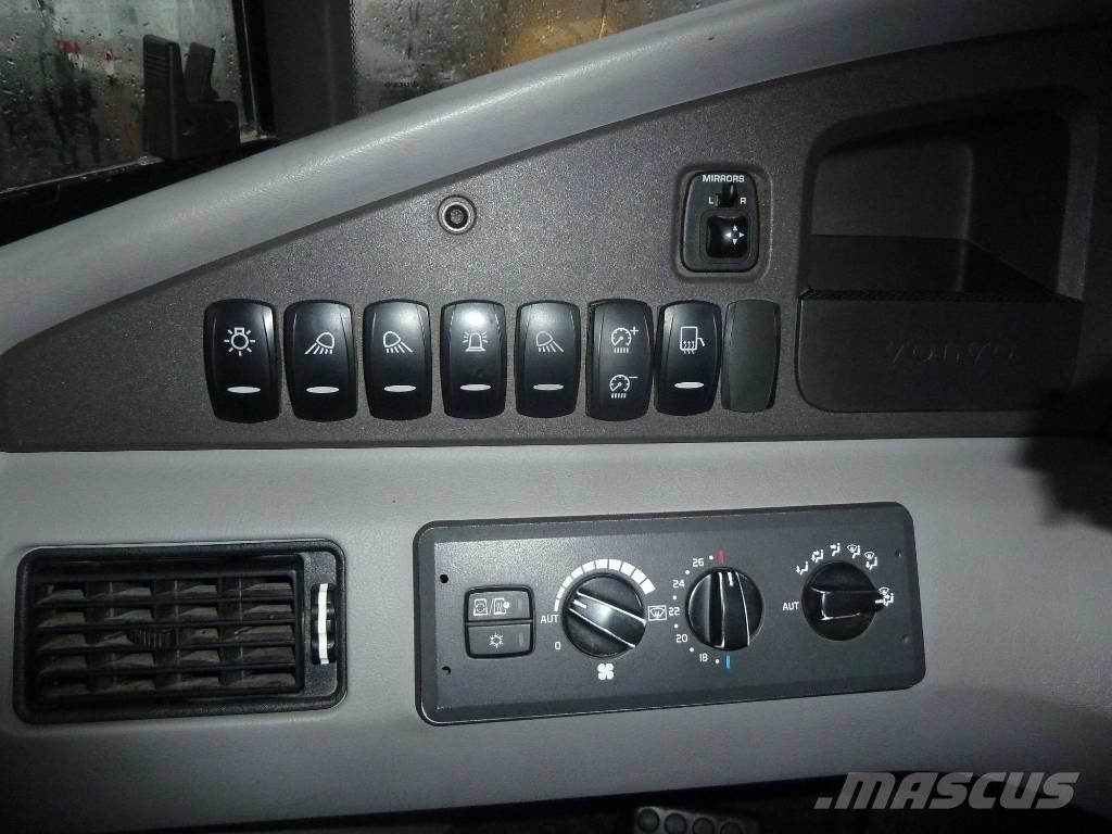 Volvo A 25 G Zglobni damperi