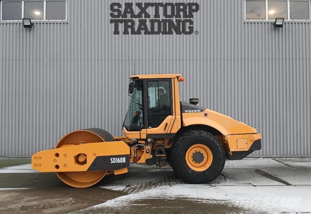 Volvo SD160 B, Vält Gumeni valjci na točkovima