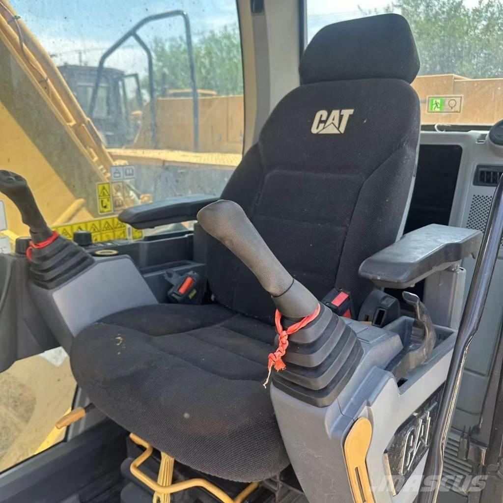 CAT 330 Bageri guseničari