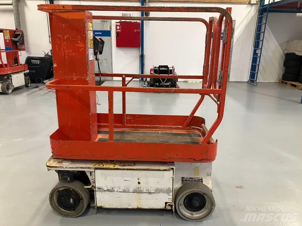 JLG 1230 ES Jarbolne penjajuće platforme
