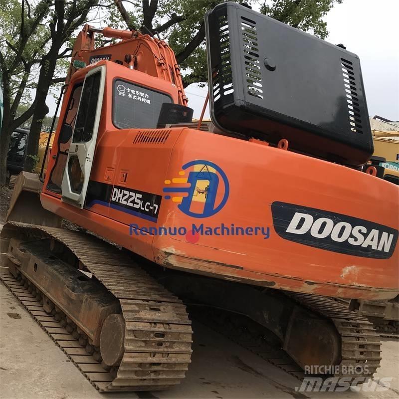 Doosan DH225LC-7 Bageri guseničari
