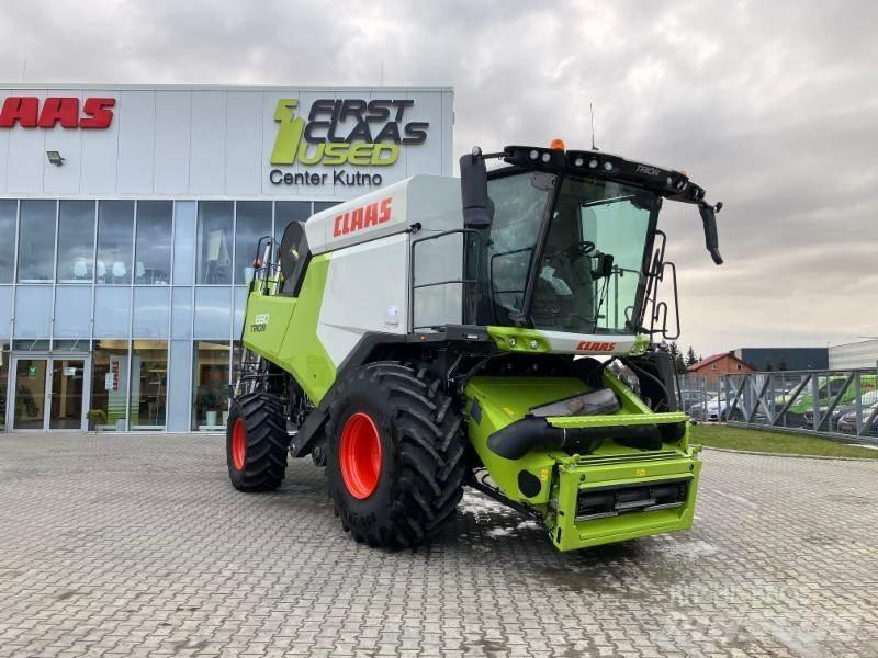CLAAS TRION 650 Kombajni