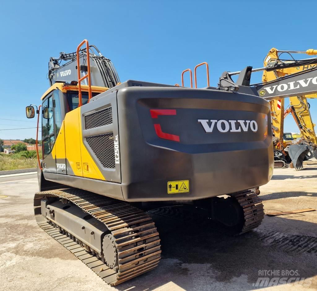 Volvo EC 250 ELN Bageri guseničari