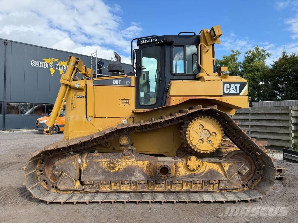 CAT D 6 T LGP Buldožeri guseničari