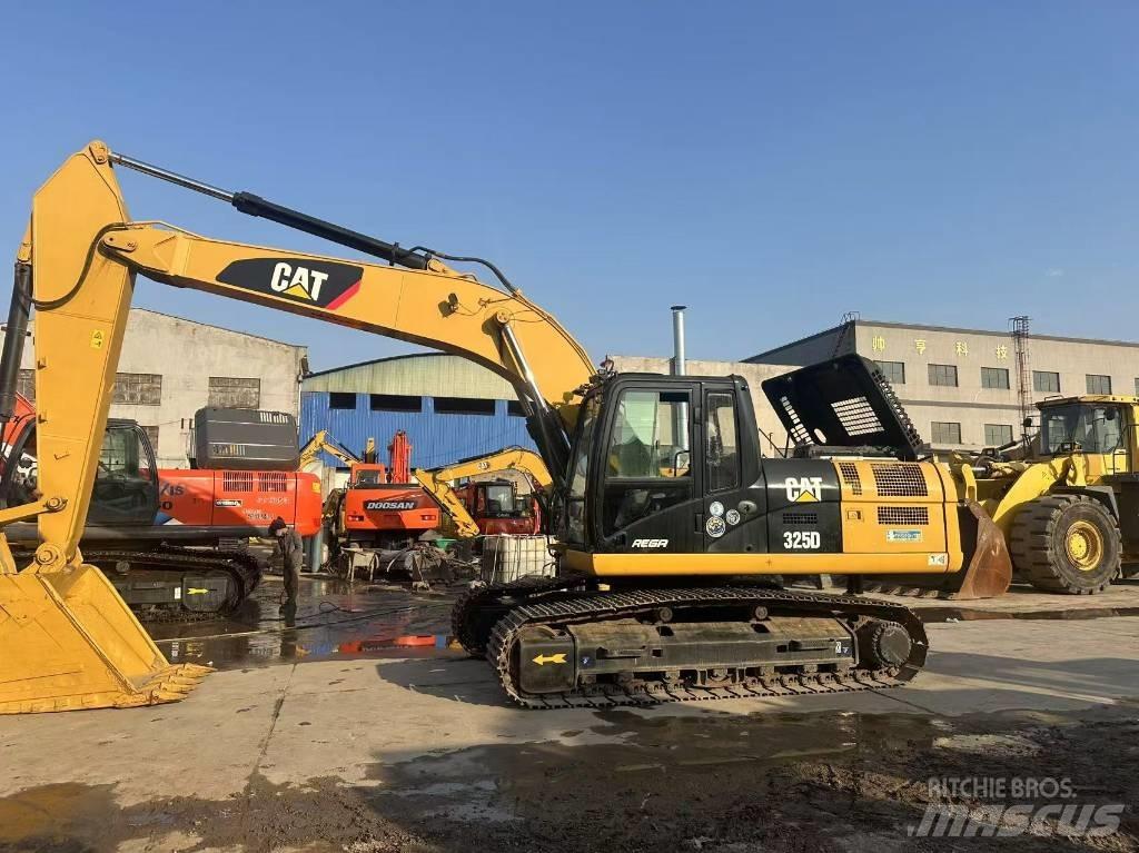 CAT 325 D L Bageri guseničari