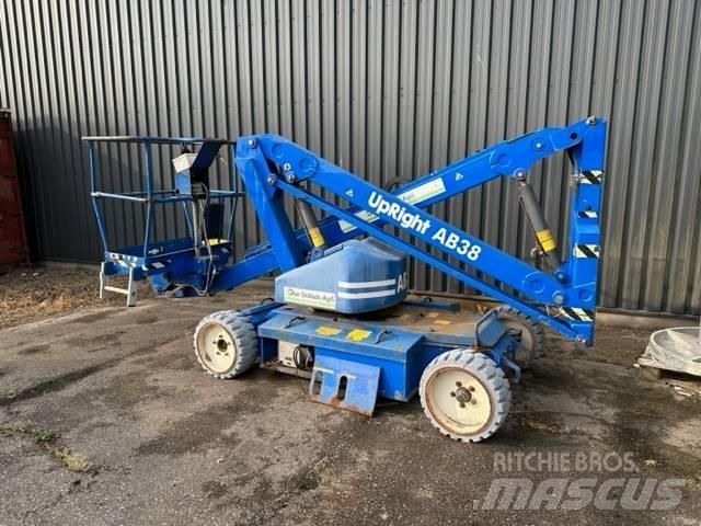 UpRight AB38N Zglobne podizne platforme