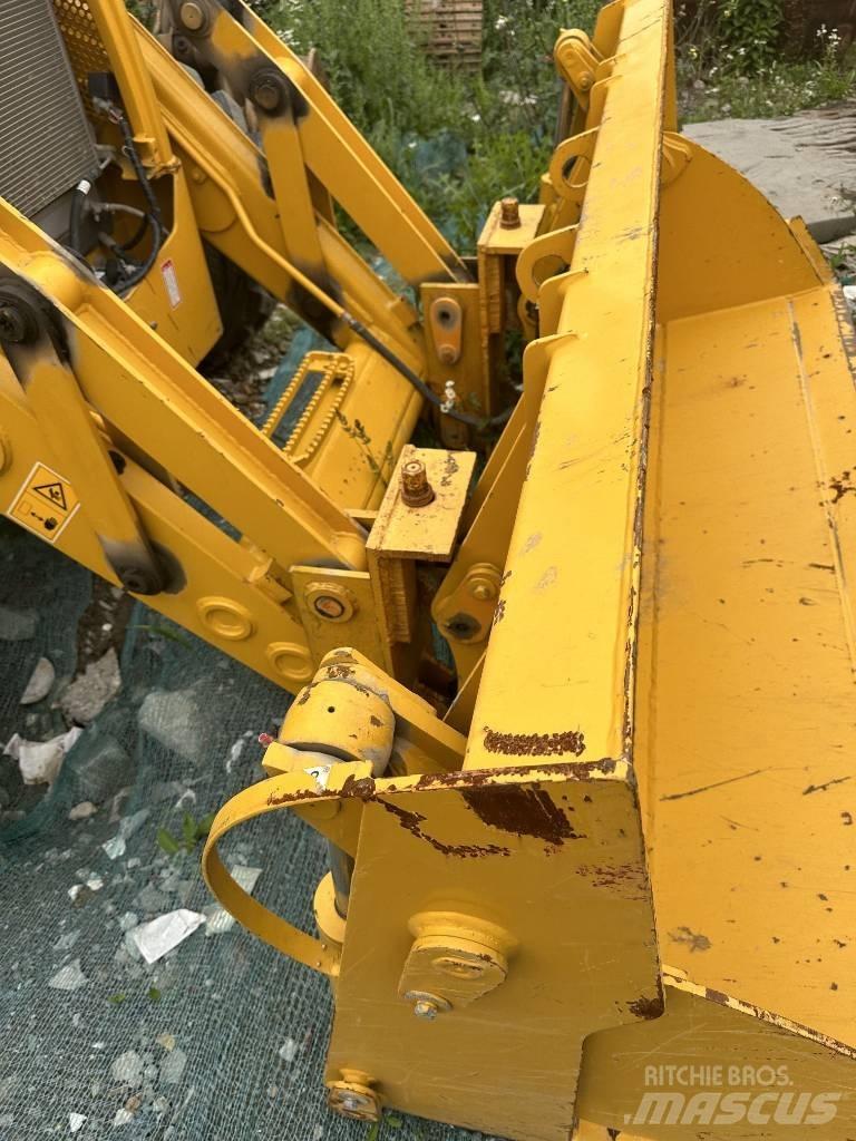 CAT 420 F Rovokopači