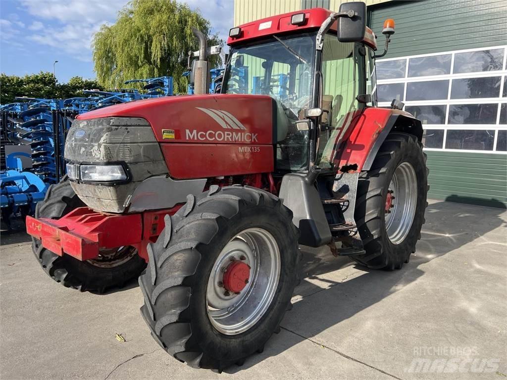 McCormick MTX135 Traktori