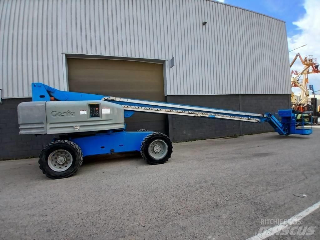 JLG 860 SJ Teleskopske podizne platforme