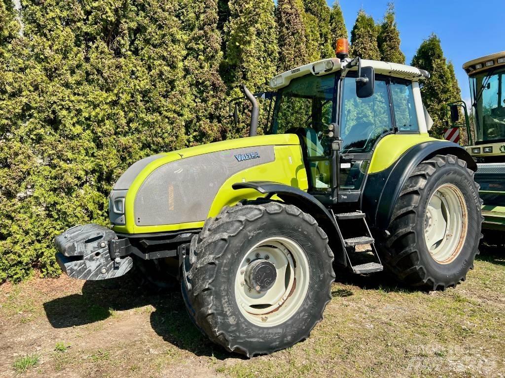 Valtra T 160 Traktori