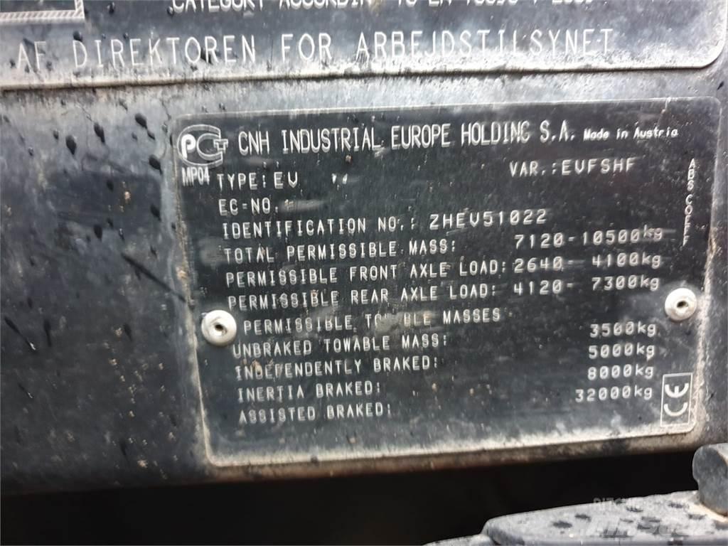 Case IH CVX 145 Traktori