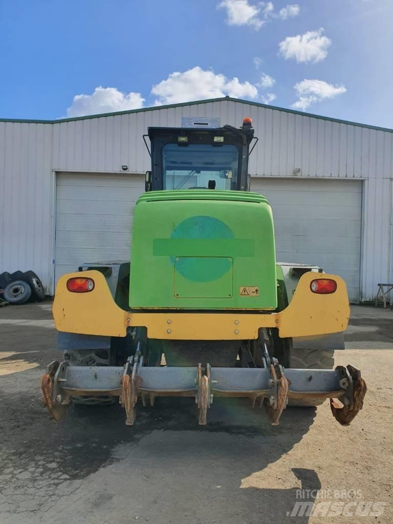 New Holland F 156 A Grejderi