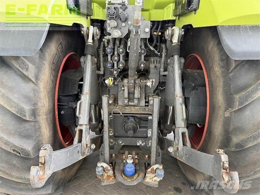 CLAAS axion 960 Traktori