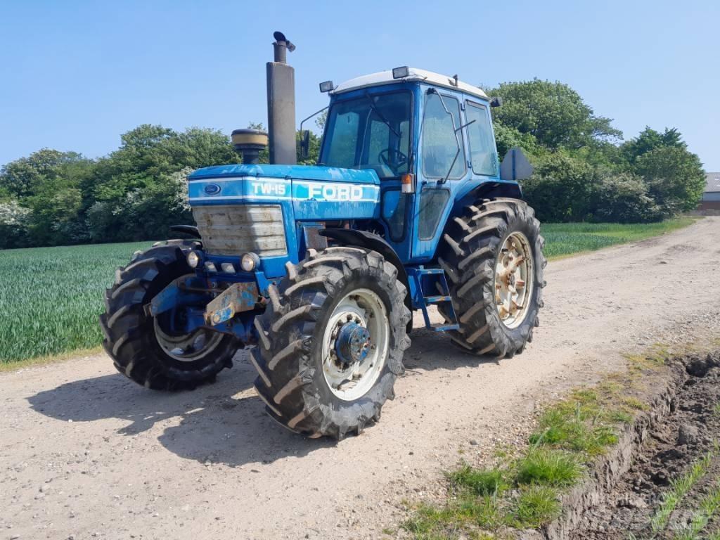 Ford TW 15 Traktori