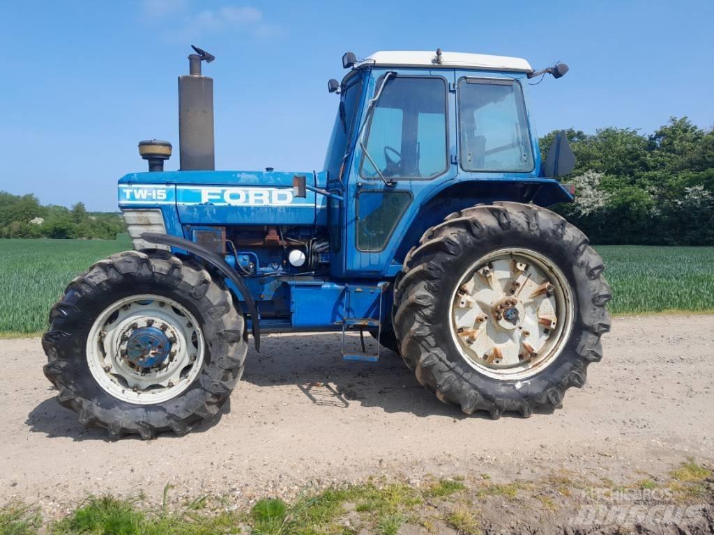 Ford TW 15 Traktori