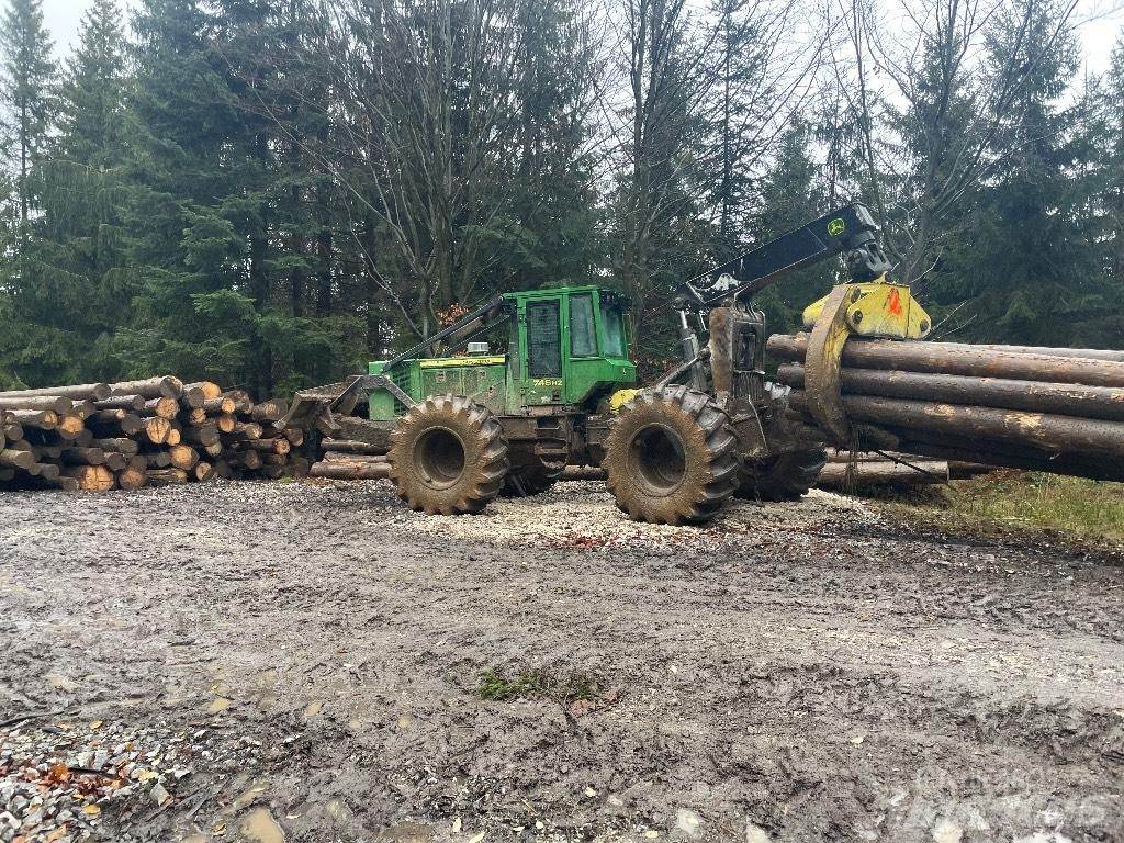 John Deere 748 H II Šumarski traktori