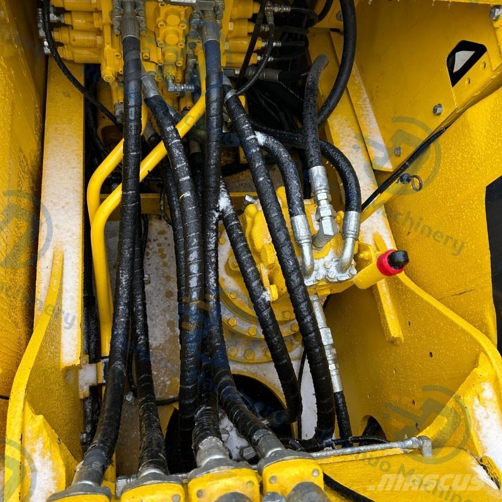 Komatsu PC200-8 Bageri guseničari