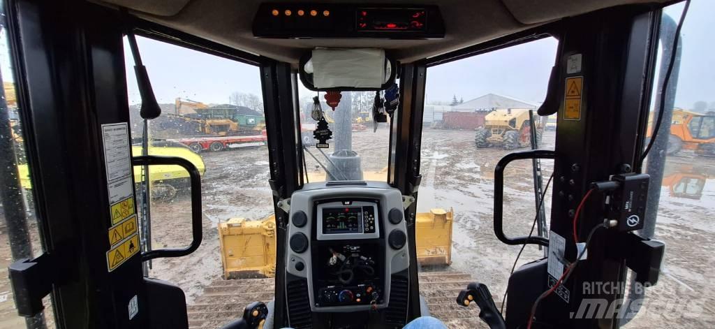 CAT D 6 N Buldožeri guseničari