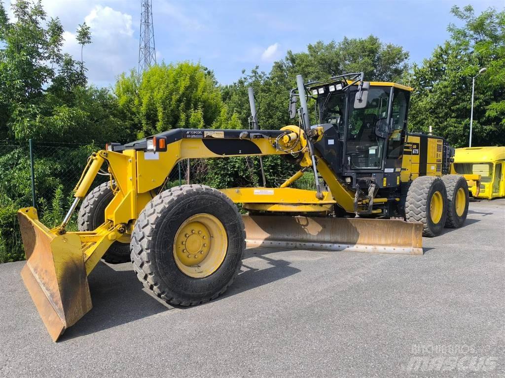 Komatsu GD 675-6 Grejderi