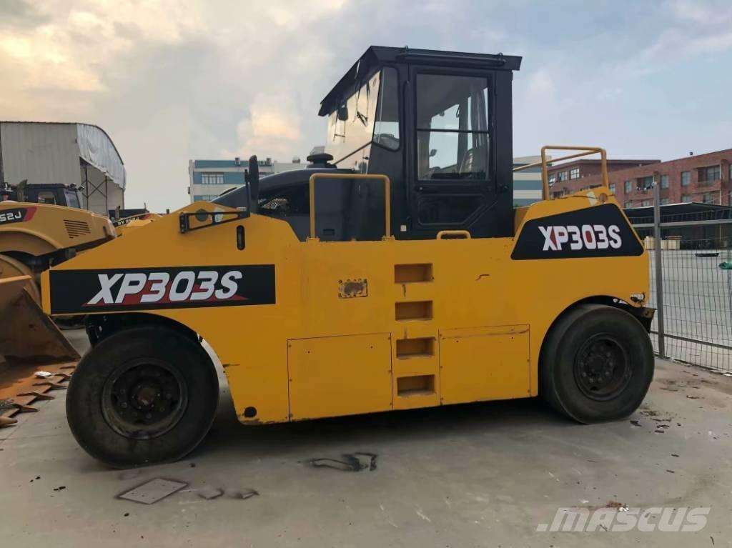 XCMG XP303 Gumeni valjci na točkovima