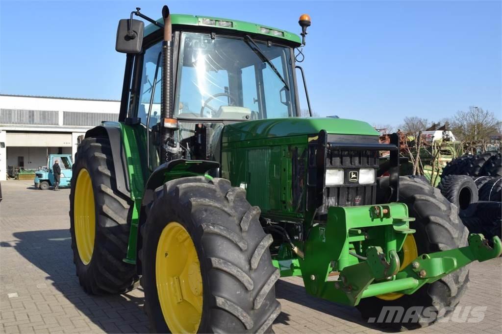 John Deere 6410 Traktori