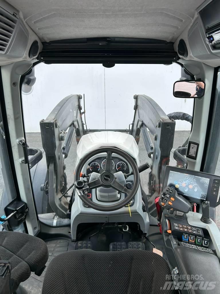Valtra N 174 Traktori