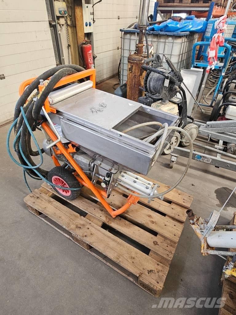  La tyrolienne T152 Estrih pumpe