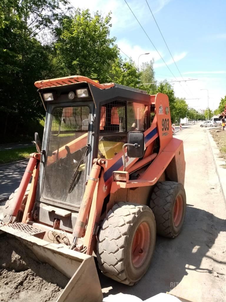 Locust L 903 SPEED Skid steer mini utovarivači