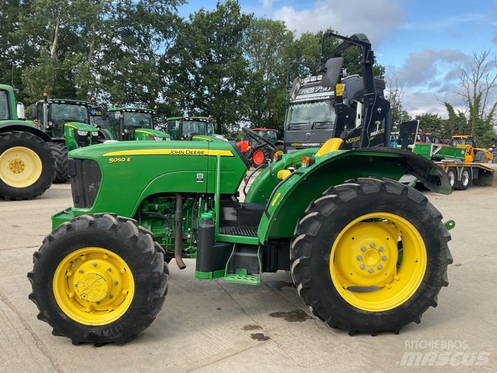 John Deere 5050E Traktori