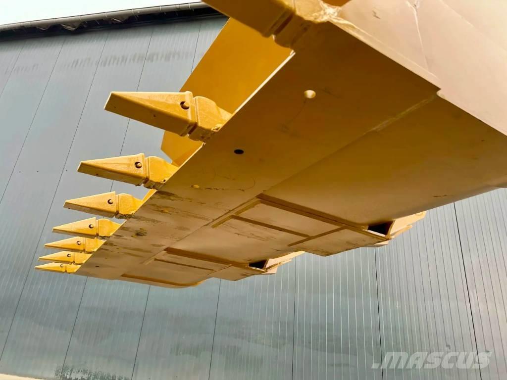 CAT 950K incl. Teeth Kašike / Korpe