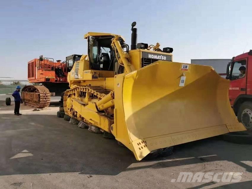 Komatsu D 375 a Buldožeri guseničari
