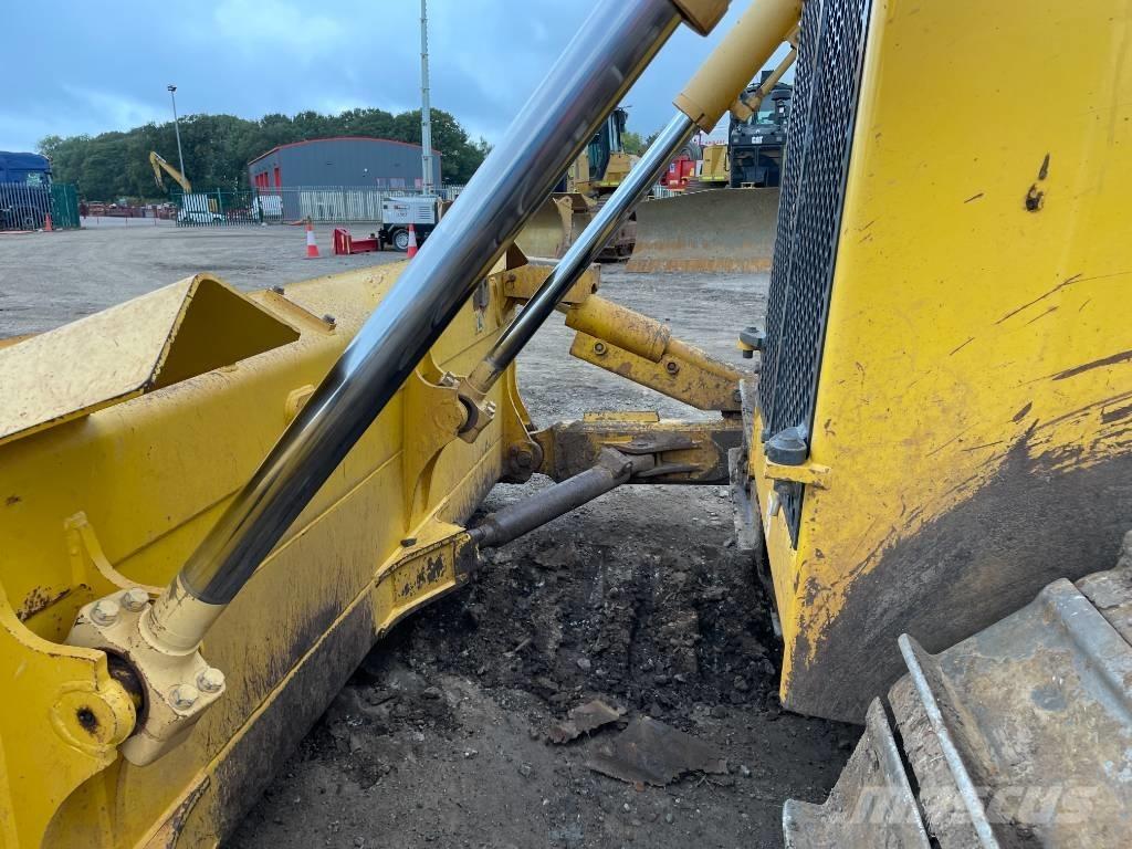 Komatsu D 65 PX-18E0 Buldožeri guseničari