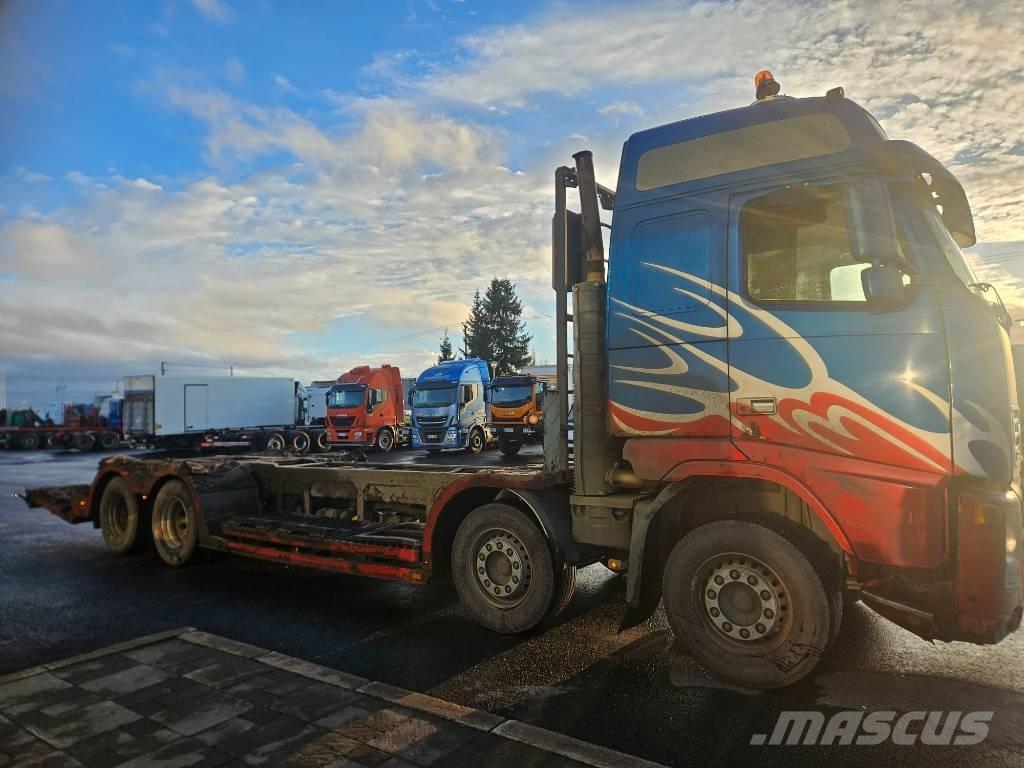 Volvo FH12 8x4 Kamioni za prevoz šumarskih mašina