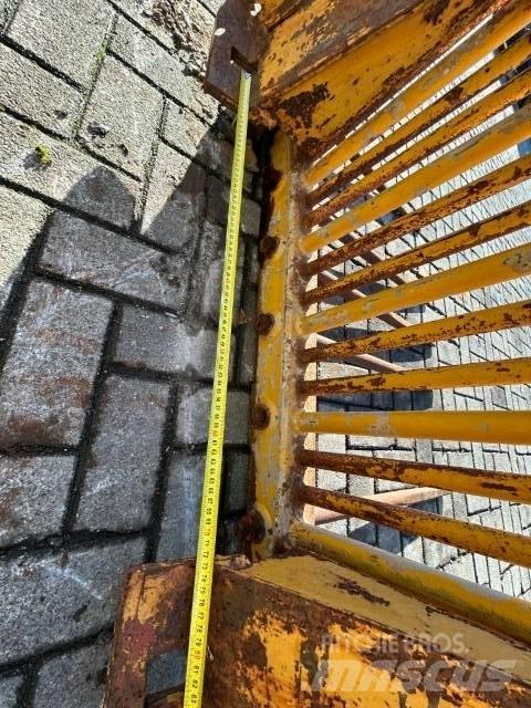 Bobcat Balen Klem Skid steer mini utovarivači
