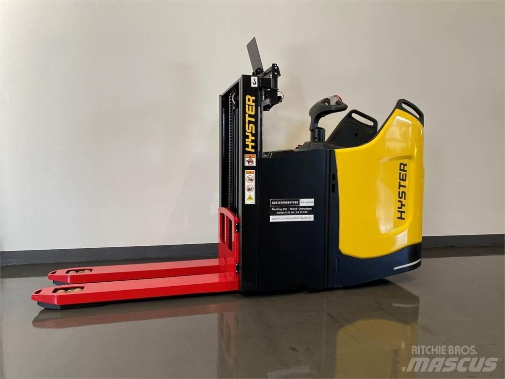 Hyster S2.0SD Ručni električni viljuškar