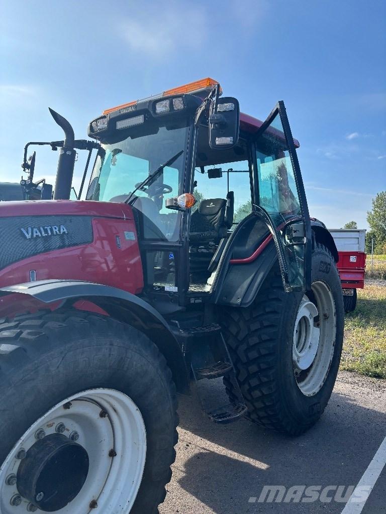 Valtra 191 HITECH Traktori